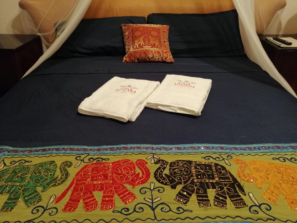 Casa Adriana VIP Backpackers Vandrarhem Puerto Vallarta Exteriör bild