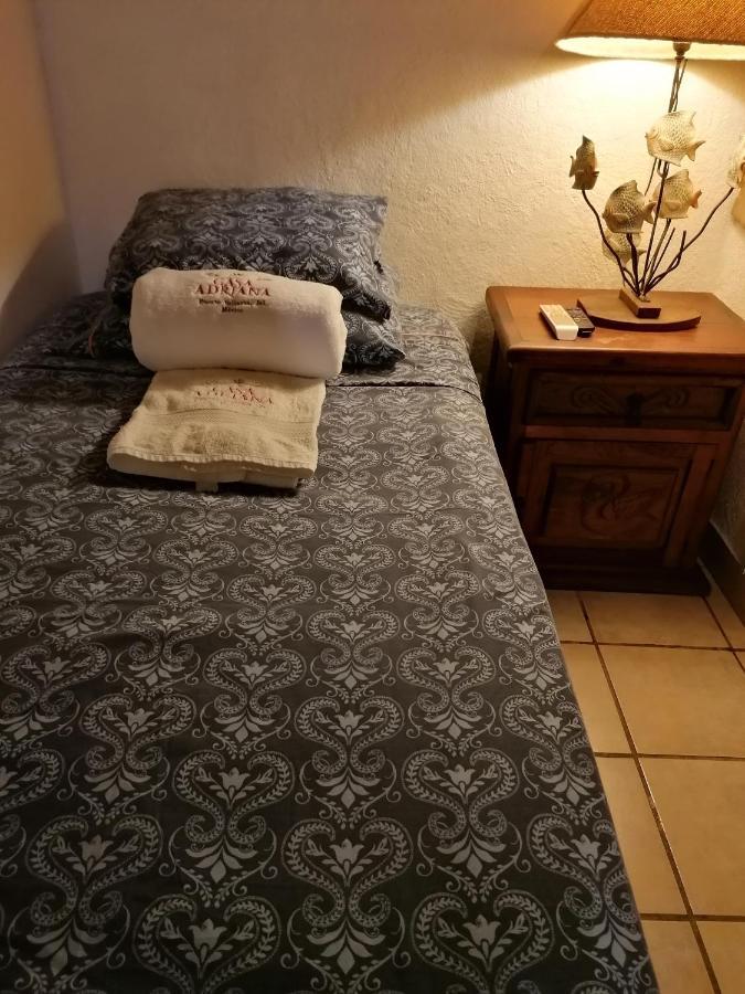 Casa Adriana VIP Backpackers Vandrarhem Puerto Vallarta Exteriör bild
