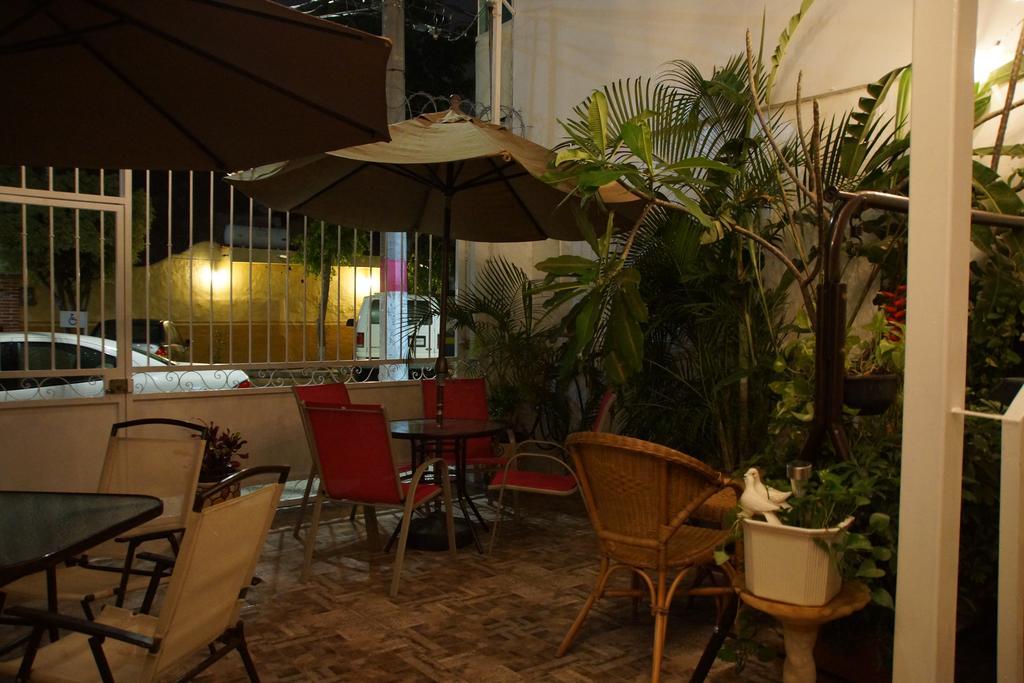 Casa Adriana VIP Backpackers Vandrarhem Puerto Vallarta Exteriör bild