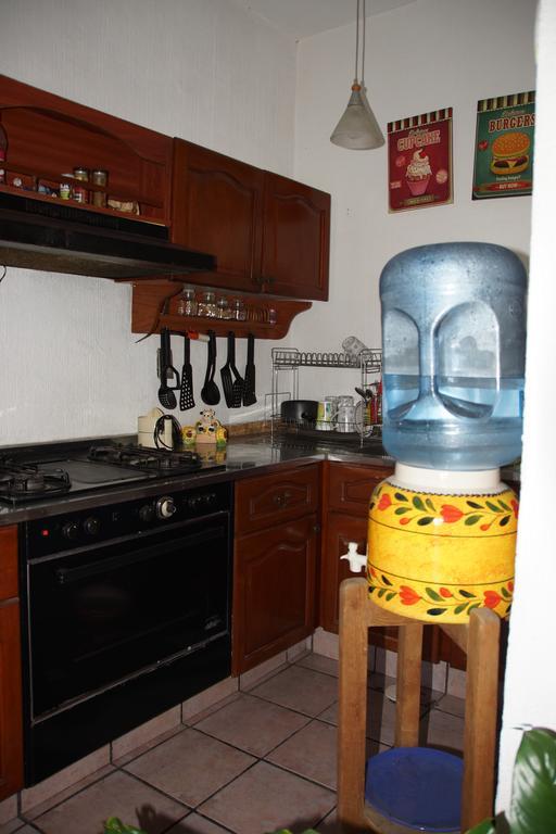 Casa Adriana VIP Backpackers Vandrarhem Puerto Vallarta Exteriör bild