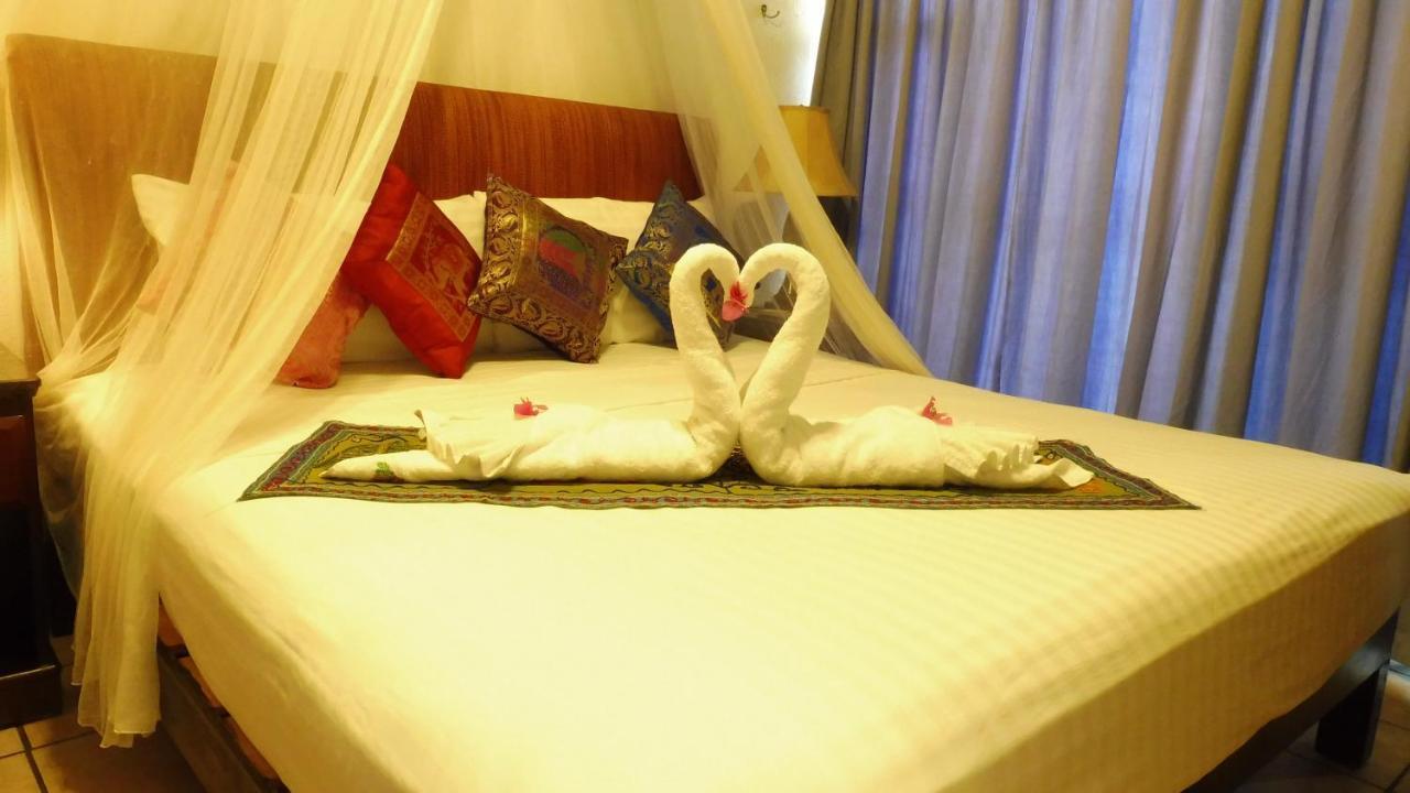 Casa Adriana VIP Backpackers Vandrarhem Puerto Vallarta Exteriör bild