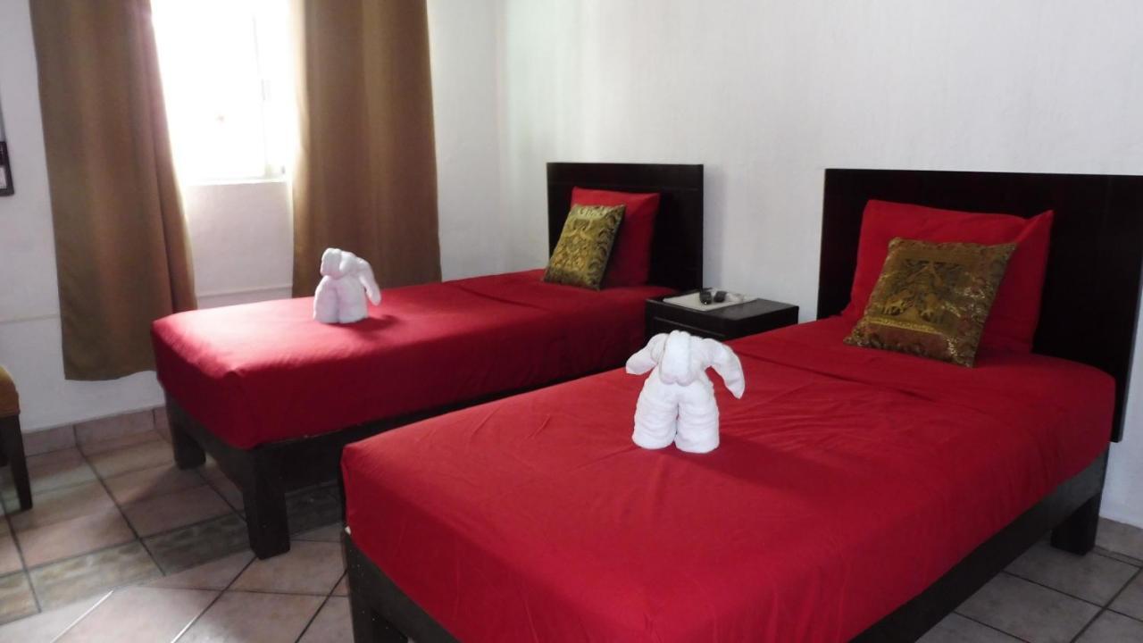 Casa Adriana VIP Backpackers Vandrarhem Puerto Vallarta Exteriör bild
